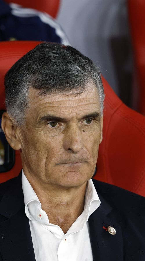 Δεν αφήνει σε... χλωρό κλαρί ο Μεντιλίμπαρ τους παίκτες