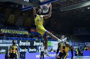 Το Περιστέρι... πέταξε πάνω από την ΑΕΚ