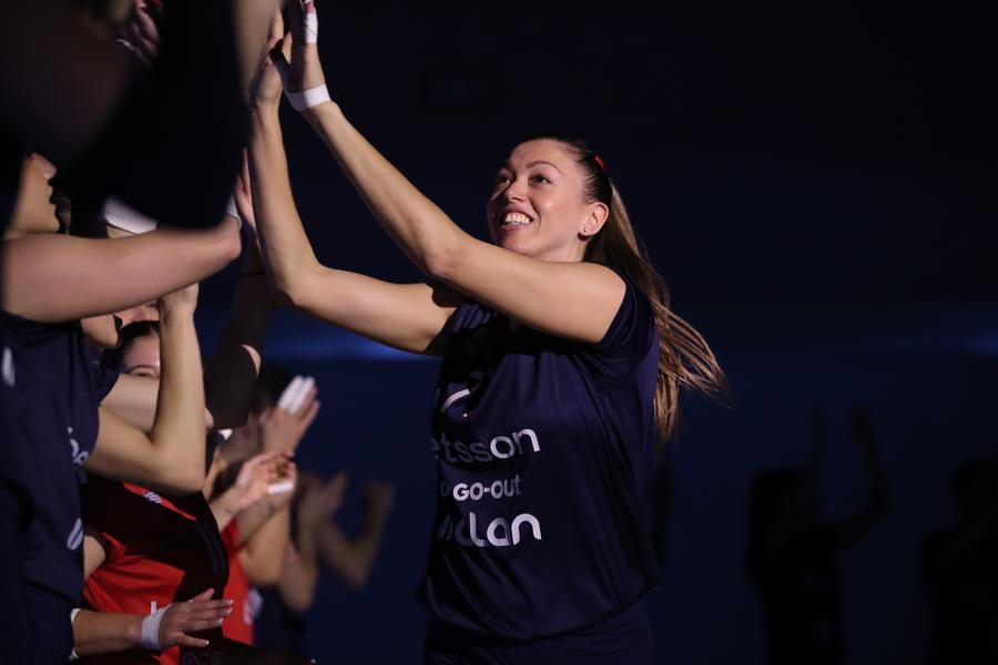 Τζίνα Λαμπρούση στο Sportal: «Είμαστε πολύ χαρούμενες για το Super Cup, να κατακτήσουμε κι άλλους τίτλους»