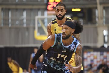 Παρελθόν από τον Κολοσσό Ρόδου ο Ράιαν Τέιλορ