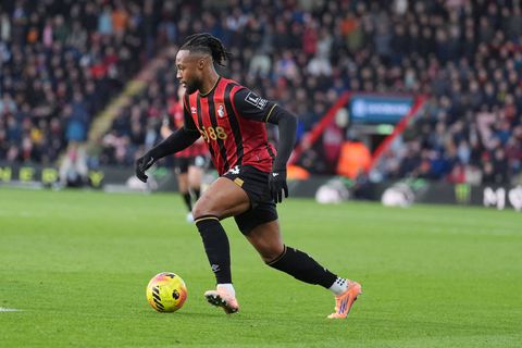 Η Μάντσεστερ Σίτι το φαβορί για την απόκτηση του Σεμένιο