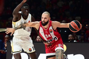 Η απρόσμενη χριστουγεννιάτικη επιλογή του Εβάν Φουρνιέ: Ποια ταινία προτιμάει