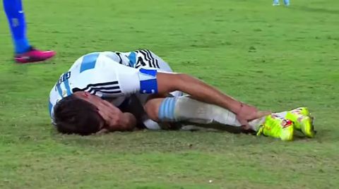 Ανατριχιαστική η στιγμή του τραυματισμού του Γιάι, αποχώρησε με κολάρο ο Μπουονανότε από την Αργεντινή (vids)