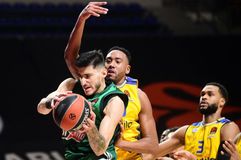 Πάλεψε με απρόσμενους «ήρωες» ο μισός Παναθηναϊκός, αλλά υπέκυψε από την Μακάμπι του Μπόλντουιν