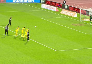 Ο Σαλσέδο από τα 11 μέτρα έκανε το 1-0 για τον ΟΦΗ