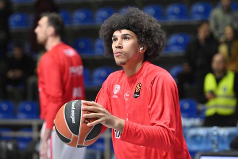 Γουόρντ για τη θέση του πόιντ γκαρντ: «Η δουλειά του Γουόκαπ είναι πιο δύσκολη απ' όσο φαίνεται!»