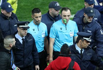 Με συνοδεία αστυνομίας η αποχώρηση των διαιτητών από το «Γ. Καραϊσκάκης» (vid)