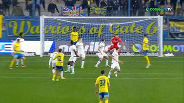 Παναιτωλικός - ΠΑΟΚ: Νέο δυνατό σουτ του Χατζηθεοδωρίδη απέκρουσε εκπληκτικά ο Ζίβκοβιτς