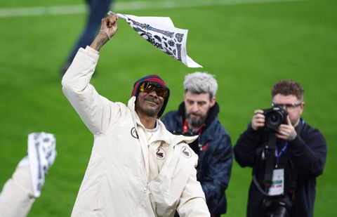 Πανικός με τον Snoop Dogg στο γήπεδο της Σουόνσι: «Μύριζε χόρτο στην φυσούνα πριν το ματς»