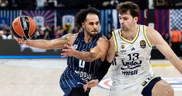 Απίθανο ξέσπασμα 800 λέξεων του Λάρκιν εναντίον του Κουτλουάι!«Οι κλόουν χρησιμοποιούν το όνομά μου για να πάρουν προσοχή!»