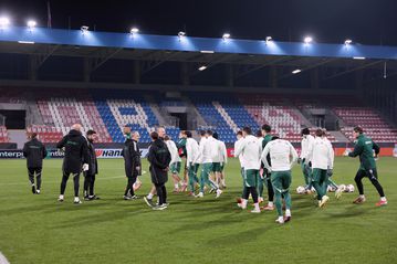 Παναθηναϊκός: Ολοκλήρωσε την προετοιμασία του στο Πλζεν - Μια γροθιά για την πρόκριση (vid)