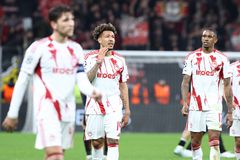 Μαζεύονται πολλά... μηδέν στο ενεργητικό του Ολυμπιακού