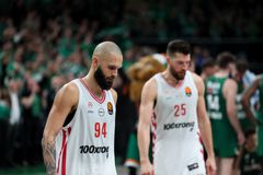 Ήταν στραβό το κλίμα το έφαγε και η... πλημμύρα