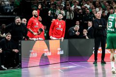 «Έκρηξη» Μπαρτζώκα με Φουρνιέ που απάντησε στη Zalgirio Arena (vid)