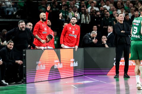 «Έκρηξη» Μπαρτζώκα με Φουρνιέ που απάντησε στη Zalgirio Arena (vid)