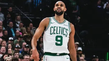 Oι Σέλτικς πέρασαν από το Φοίνιξ, άνετα οι Σίξερς