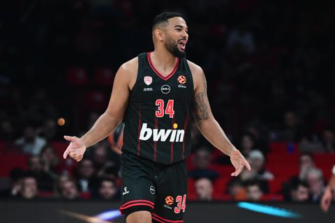 Επιστροφή Τζόσεφ στον Ολυμπιακό - Η 12αδα των «ερυθρόλευκων» κόντρα στη Ζάλγκιρις