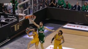 Ο Φλιώνης πέτυχε μπροστά στον Παπαγιάννη το καλάθι του αγώνα στο ΑΕΚ - Παναθηναϊκός