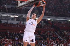 Ο Χεζόνια ντύθηκε Super Μάριο και ετοιμάζεται για το Final Four