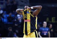 Η αποτυχημένη σεζόν «δείχνει» τον δρόμο για την επόμενη μέρα της AEK Betsson