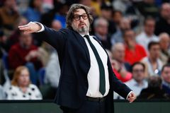 Το σενάριο που στέλνει τον Τρινκιέρι στον πάγκο της Βίρτους