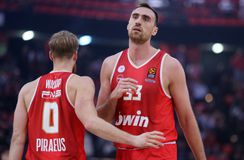 Λαβωμένος ο Ολυμπιακός, μία απουσία κι ένα «ερωτηματικό» η Βιλερμπάν: Το ιατρικό δελτίο της Τρίτης (25/3)