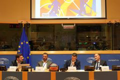 Συνάντηση Παππά-Μπούενο στις Βρυξέλλες: Στο επίκεντρο η πρόοδος του Ευρωπαϊκού basketball σε όλα τα επίπεδα!