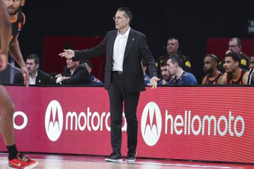 Ανανέωσε με Βαλένθια ο Πέδρο Μαρτίνεθ