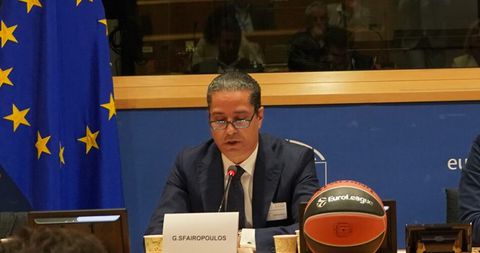 Η παρέμβαση του Γιάννη Σφαιρόπουλου στο ευρωπαϊκό κοινοβούλιο για το μπάσκετ (pic)