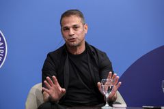 Ντέμης: «Όταν σταμάτησα το ποδόσφαιρο έψαχνα να βρω νόημα για τη ζωή – Πήρα κιλά και άρχισα να πίνω περισσότερο»