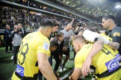 Ο Αλμέιδα θα πανηγυρίσει μόνο όταν το επιτρέψουν τα... μαθηματικά