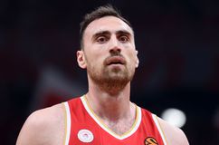 Μιλουτίνοφ: «Δεν μπορούμε από τώρα να χαιρόμαστε, ξέρουμε πως η Ρεάλ μπορεί να κάνει την ανατροπή»