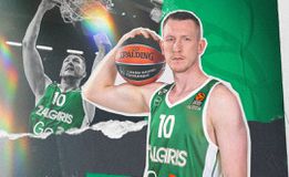 «Έδεσε» τον Σμιτς η Ζαλγκίρις