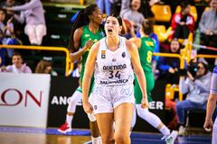 Συνεχίζει στην Ισπανία η Φασούλα