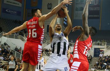 Ξέσπασε στον ΠΑΟΚ και ετοιμάζεται για «σκούπα» ο Ολυμπιακός
