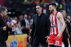 Δεν είναι «έγκλημα» να χάνεις από μια ομαδάρα