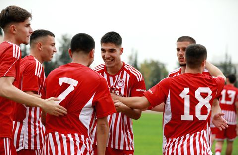 Μετά το Youth League κατέκτησε και το πρωτάθλημα η Κ19 του Ολυμπιακού