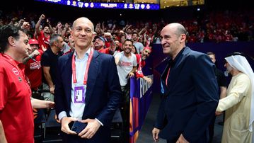 Ολυμπιακός: Οι Αγγελόπουλοι πήραν το χειροκρότημα του κόσμου (vid)