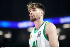 Ξανά μέσα ο Λεσόρ στη δωδεκάδα του Παναθηναϊκού, εκτός Παπαπέτρου και Χουάντσο