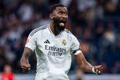 Σκάνδαλο στα αποδυτήρια της Ρεάλ: «Οι συμπαίκτες του τον αποκήρυξαν!»