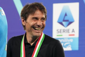 Ντε Λαουρέντις για Κόντε: «Αν δεν αισθάνεται καλά στη Νάπολι, καλύτερα να φύγει!»