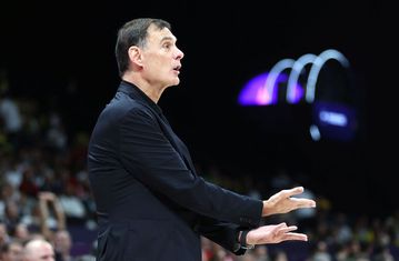 Μπαρτζώκας: «Κάναμε καταπληκτική σεζόν, αλλά στα 40 λεπτά του ημιτελικού διαλύθηκαν όλα»