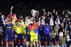 Στο πάνθεον της Ευρώπης η Φενέρ του Γιασικεβίτσιους περνώντας πάνω από τη Μονακό στον τελικό!