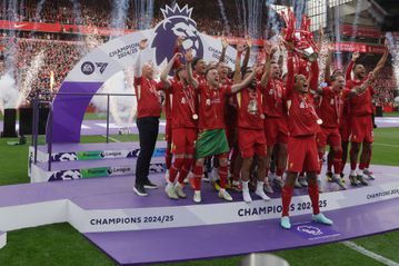 Η στιγμή που η Λίβερπουλ σήκωσε το 20ό στον ουρανό (vid)