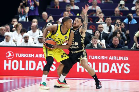 LIVE: ΜΟΝΑΚΟ - ΦΕΝΕΡΜΠΑΧΤΣΕ
