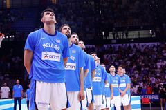 Χάος στο Παρίσι και ταλαιπωρία για την Εθνική: Θα επιστρέψει στο ξενοδοχείο στις 3 τα ξημερώματα