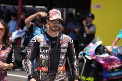 Ο Μπανάια έχει κουραστεί να «τρώει» τη σκόνη των αδερφών Μάρκεθ