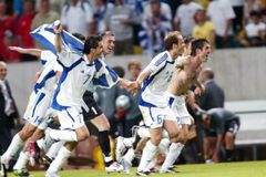 Σαν σήμερα: Όταν ο Χαριστέας «εκτέλεσε» τους Γάλλους κι έστειλε την Ελλάδα στους «4» του Euro (vid)