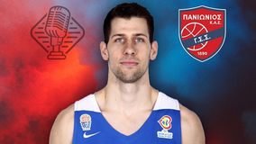 Λούντζης: «Μεγάλη τιμή να φορέσω τη φανέλα του Πανιωνίου»