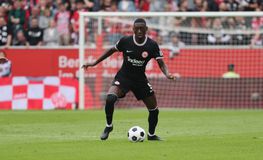 Απίστευτη Αϊντραχτ Φρανφκούρτης, σε μία τριετία πήρε 400 εκατομμύρια από πωλήσεις!